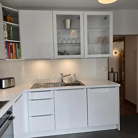 Apartmán Exklusive - Direkt Am Waldrand - Grosser Garten Kompett Umzaeunt - Hunde Willkommen - 2 Private Stellplaetze Bad Salzschlirf