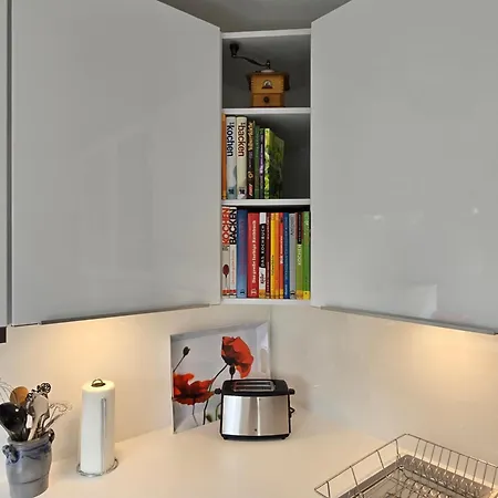 Exklusive - Direkt Am Waldrand - Grosser Garten Kompett Umzaeunt - Hunde Willkommen - 2 Private Stellplaetze Apartmán Bad Salzschlirf
