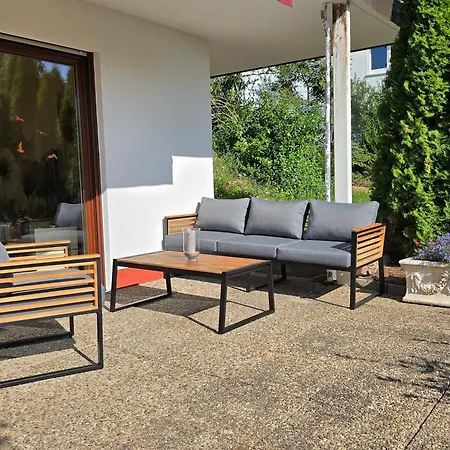 Exklusive - Direkt Am Waldrand - Grosser Garten Kompett Umzaeunt - Hunde Willkommen - 2 Private Stellplaetze *