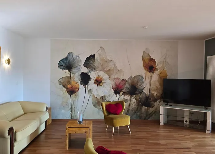 Exklusive - Direkt Am Waldrand - Grosser Garten Kompett Umzaeunt - Hunde Willkommen - 2 Private Stellplaetze *