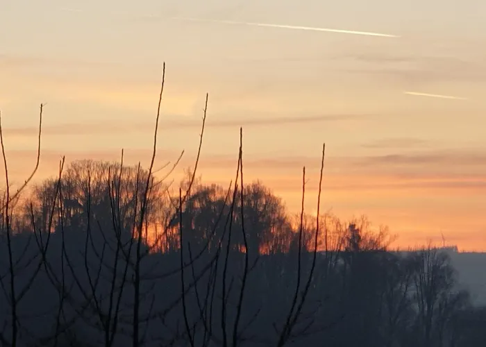 Apartmán Exklusive - Direkt Am Waldrand - Grosser Garten Kompett Umzaeunt - Hunde Willkommen - 2 Private Stellplaetze *